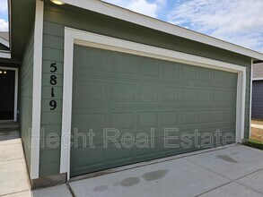 5819 Coahulia Rdg in New Berlin, TX - Building Photo - Building Photo