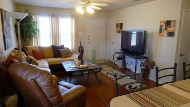2401 73rd St in Lubbock, TX - Building Photo - Building Photo