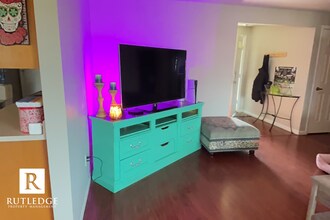 1498 Avalon Dr in Medford, OR - Building Photo - Building Photo