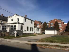 121 Davis St-Unit -A in Keene, NH - Building Photo - Building Photo