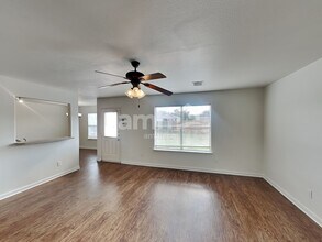 4345 Medina River Loop in Spring, TX - Building Photo - Building Photo