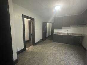 2179 W 106th St in Cleveland, OH - Building Photo - Building Photo