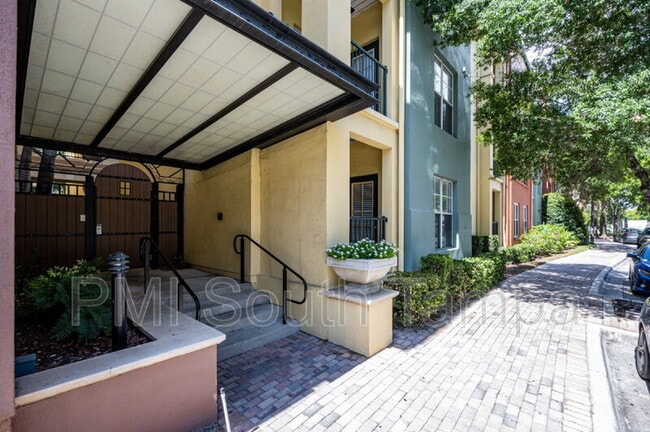 2421 W Horatio St in Tampa, FL - Building Photo - Building Photo