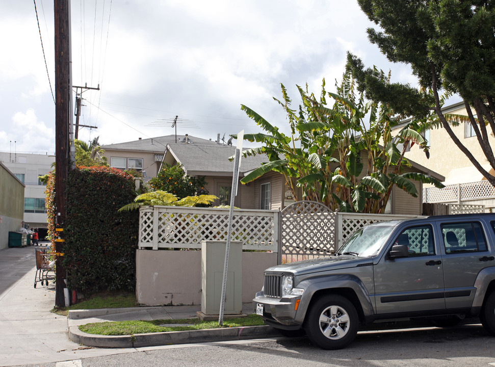 1142 23rd St in Santa Monica, CA - Foto de edificio