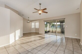 227 Belfort Pl in Valrico, FL - Building Photo - Building Photo
