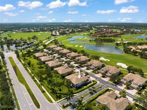 6840 Ascot Dr in Naples, FL - Building Photo - Building Photo