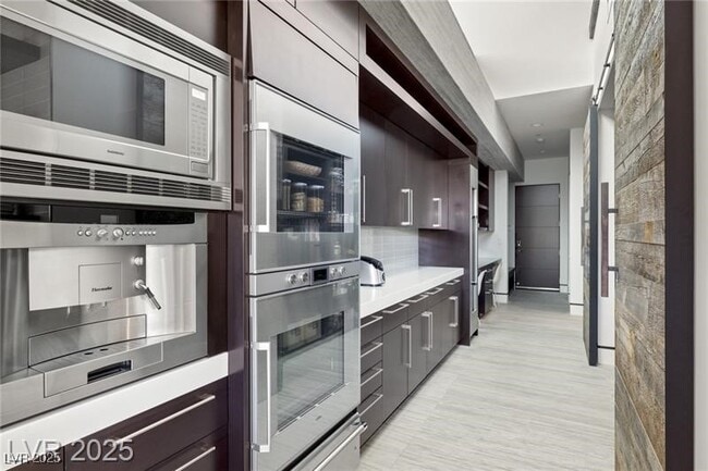 property at 4 Soaring Bird Ct