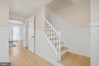 18240 Smoke House Ct in Germantown, MD - Building Photo - Building Photo