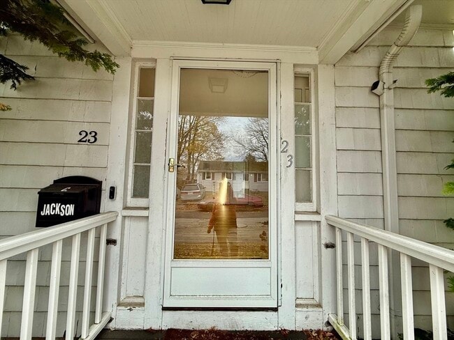 23 Gardner Ave in Brockton, MA - Building Photo - Building Photo