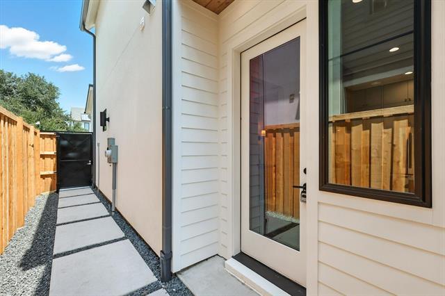4500 Hopkins Ave in Dallas, TX - Building Photo - Building Photo