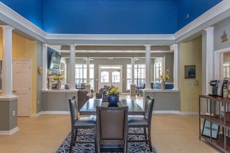 Lakeshore Villas in Humble, TX - Foto de edificio - Interior Photo