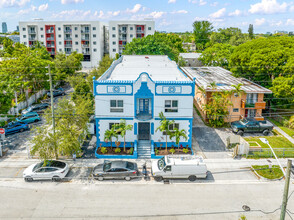 1036 SW 5th St in Miami, FL - Foto de edificio - Primary Photo