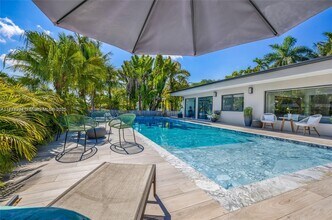 1141 NE 90th St in Miami, FL - Foto de edificio - Building Photo