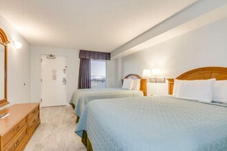 2300 N Ocean Blvd in Myrtle Beach, SC - Building Photo - Building Photo