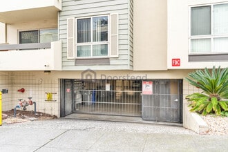 77 Fairmount Ave, Unit Apt 216 in Oakland, CA - Building Photo - Building Photo