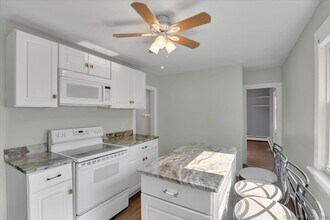 29 Hotchkiss St in Middletown, CT - Building Photo - Building Photo