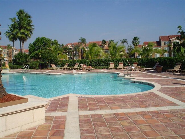 4844 N State Road 7, Unit 7 in Coconut Creek, FL - Foto de edificio - Building Photo