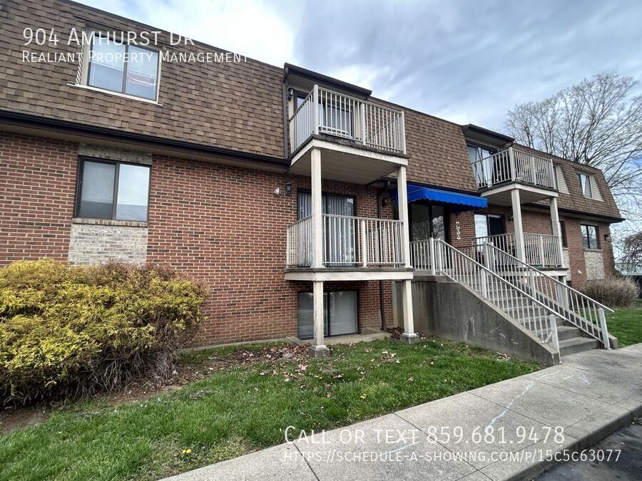 904 Amhurst Dr in Erlanger, KY - Building Photo