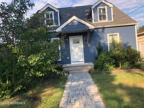 2 Riverview Ave in Long Branch, NJ - Building Photo - Building Photo