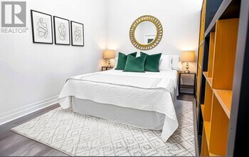 101 Bristol Rd E in Mississauga, ON - Building Photo - Building Photo