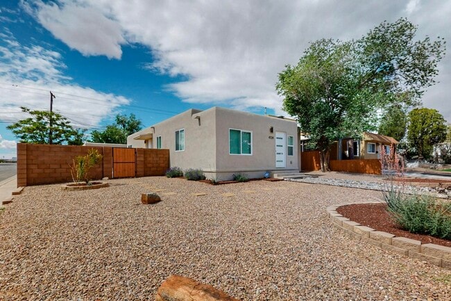 4724 Crest Ave SE in Albuquerque, NM - Building Photo - Building Photo
