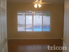 17521 N 86th Ave in Peoria, AZ - Foto de edificio - Building Photo