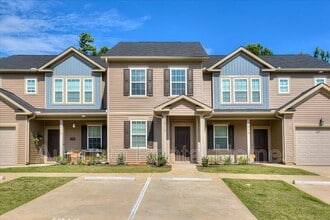 1912 Butternut Dr in Grovetown, GA - Building Photo - Building Photo