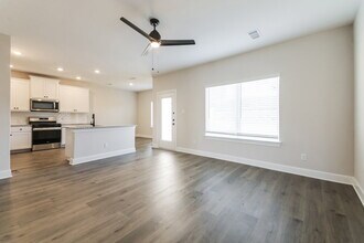 1115 Windermere Wy, Unit B in Princeton, TX - Building Photo - Building Photo