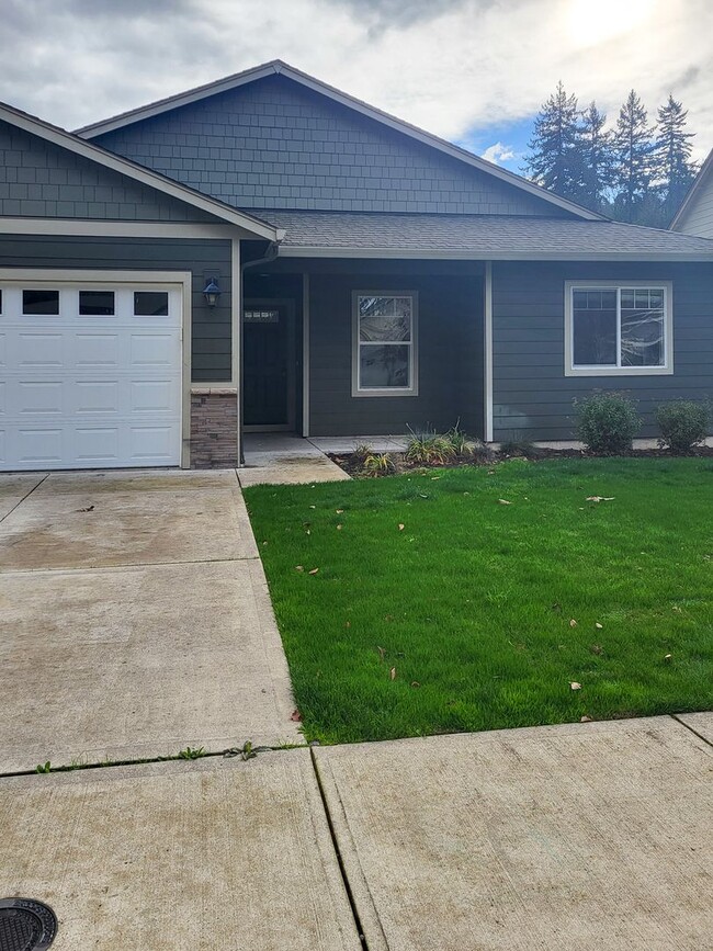 2504 Equestrian Loop S in Salem, OR - Building Photo - Building Photo