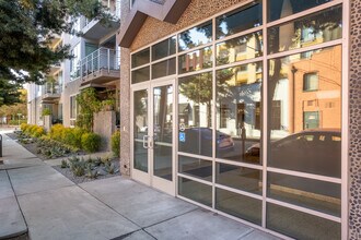 Delacey at Green in Pasadena, CA - Building Photo - Building Photo