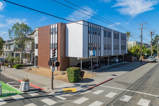 2500 Dana St in Berkeley, CA - Building Photo - Building Photo