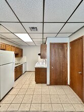 4647 W Gore Blvd in Lawton, OK - Building Photo - Building Photo