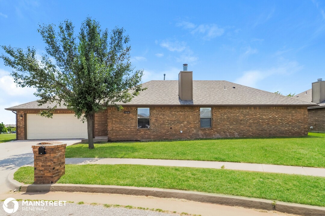 11418 NW 9th Terrace in Yukon, OK - Building Photo