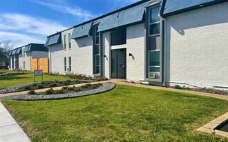 3627 Almazan Dr in Dallas, TX - Building Photo