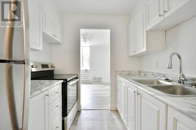 property at 2 Grove St E