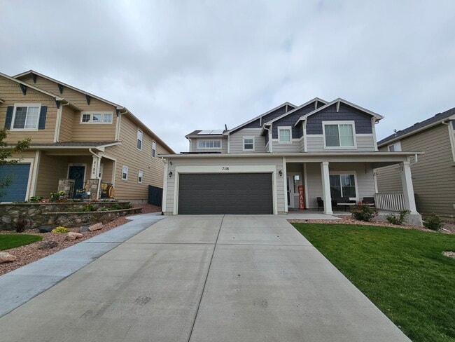 7118 Dutch Loop in Colorado Springs, CO - Building Photo - Building Photo