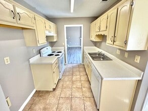 3921 Paramount Cove in Bartlett, TN - Building Photo - Building Photo