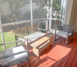 420 Barcelona Dr in St. Petersburg, FL - Building Photo - Building Photo