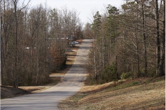 101 Jenna Ln in Simpsonville, SC - Foto de edificio - Building Photo