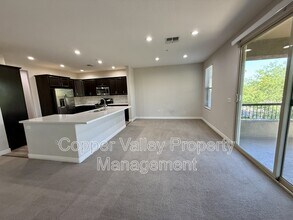 2425 W Bronco Butte Trl in Phoenix, AZ - Building Photo - Building Photo