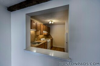 1799 Centre St in Boston, MA - Building Photo - Building Photo