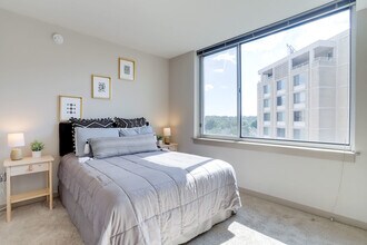 505 18th St S in Arlington, VA - Foto de edificio - Building Photo