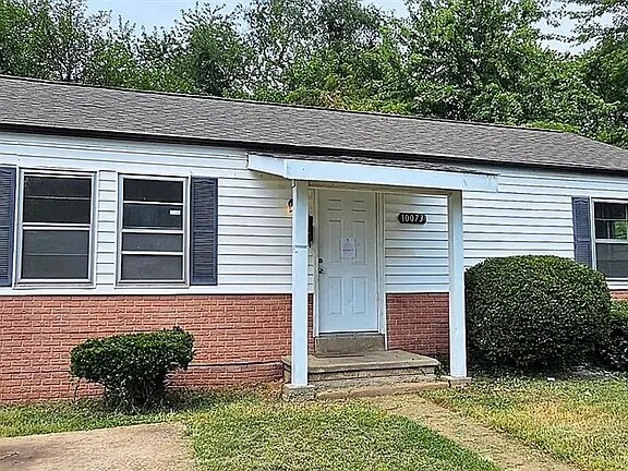 10073 Royal Dr in St. Louis, MO - Building Photo