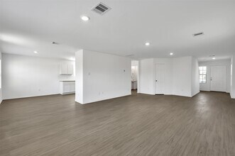 3647 Solanum Dr in Conroe, TX - Building Photo - Building Photo