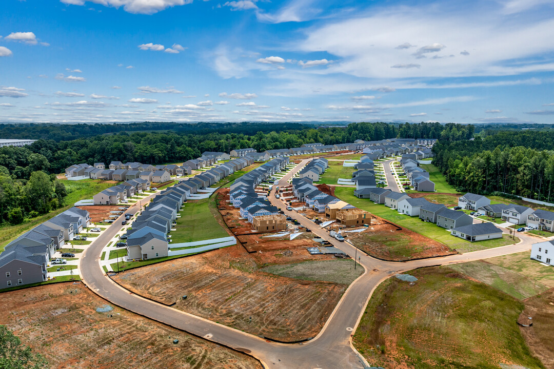 The Townes at Riley's Meadow in Haw River, NC - Building Photo