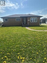 2549 Grand Marais Rd W in Windsor, ON - Building Photo