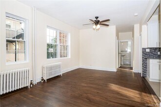 7 Nepera Pl in Hastings On Hudson, NY - Building Photo - Building Photo