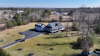 12900 River Rd in Chesterfield, VA - Building Photo