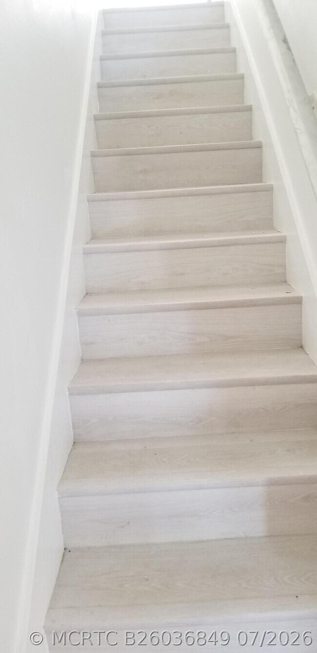 property at 139 Sparrow Dr