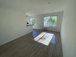 5307 Sepulveda Blvd in Los Angeles, CA - Building Photo - Building Photo